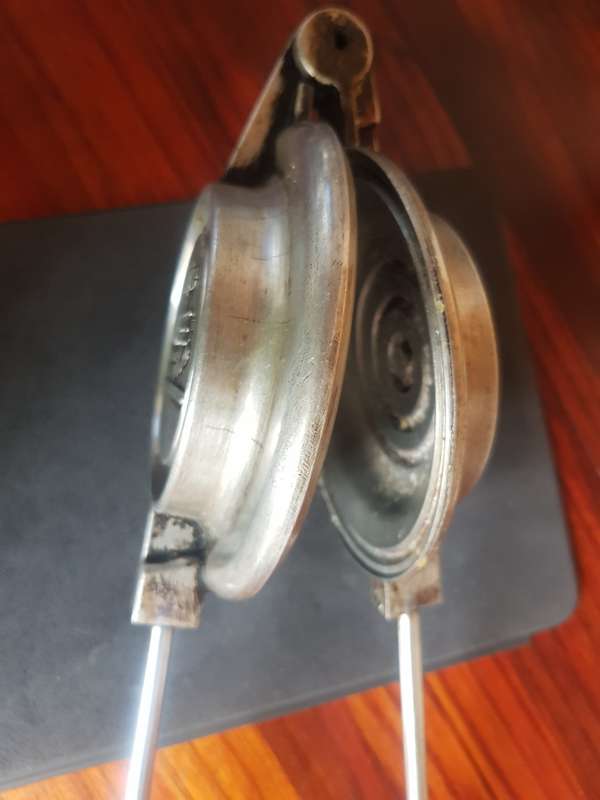 VINTAGE JAFFLE TOASTER
