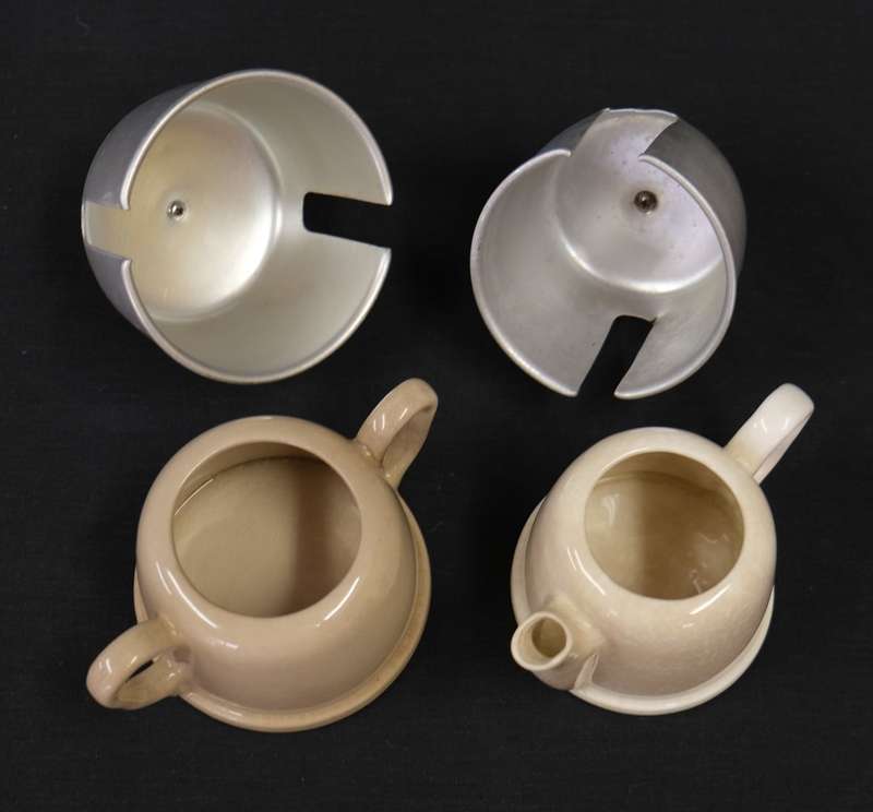 Jacketed Milk Jug and Sugar Pot