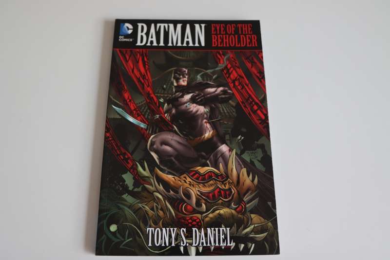 DC Comics Batman: Eye of The Beholder Published 2011