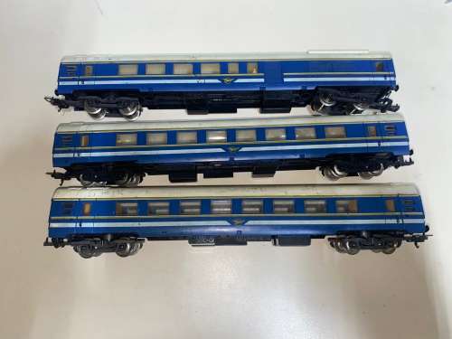 Lima Wagons