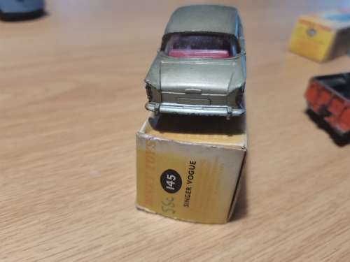Dinky Singer Vogue