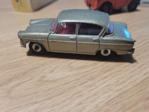 Dinky Singer Vogue