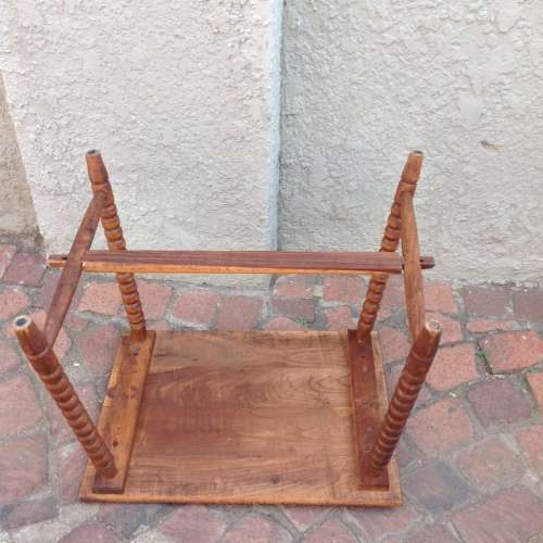 Kids solid oak table and 2 chairs  in good condition needs a clean and polish see pics.