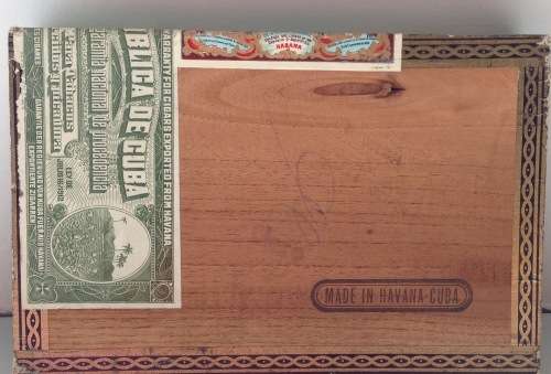 Henry Clay 25 cigars ""Lord Morley " made in Havana Cuba unopened box not sure of condition.See pics