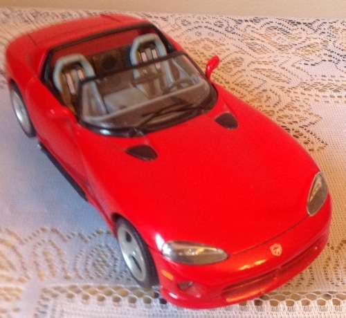 BURAGO DODGE VIPER RT/10 1996 1/18 CONVERTABLE