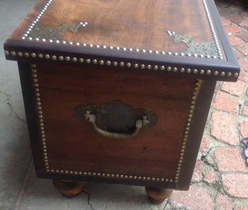 STUNNING WOOD AND BRASS KIST BOUGHT IN KENYA  ABOUT 30 YEARS AGO.
