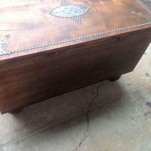 STUNNING WOOD AND BRASS KIST BOUGHT IN KENYA  ABOUT 30 YEARS AGO.