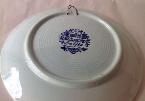 DELFT BLUE AND WHITE PLATE ""THE SKATERS"" BOCH BELGUIM