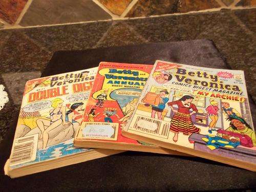 20 ASSORTED BETTY AND VERONICA, ARCHIE MAGS, JUGHEAD AND ARCHIE.COMICS