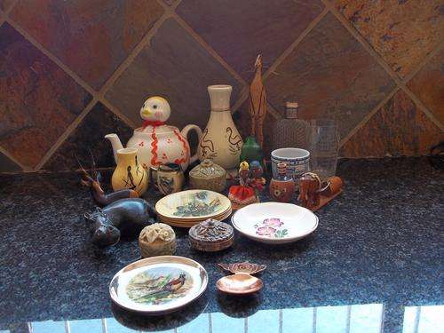 25 PIECES OF ASSORTED BRIC A BRAC