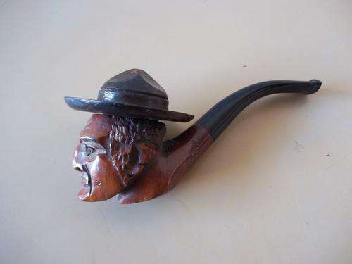 REAL BRIAR PIPE WITH HAT IN GOOD CONDITION FREE POSTAGE