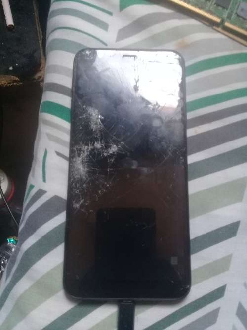 Samsung j4 core broken lcd please read description