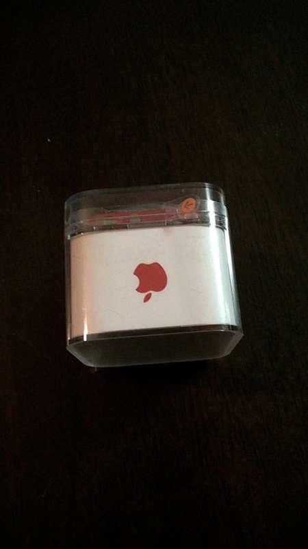 iPod Shuffle (Product Red) 2BG