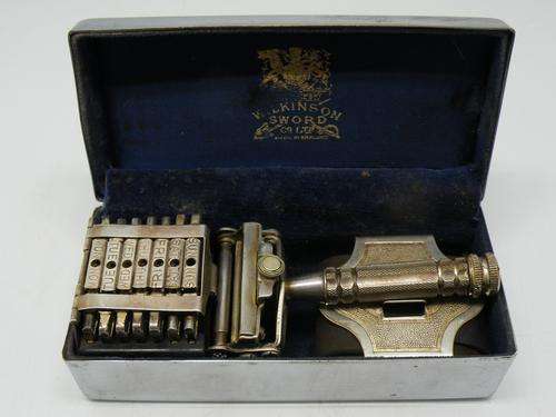 Wilkinson Sword vintage razor in metal case
