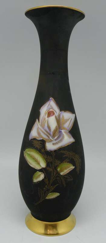 Royal Porzellan KM Bavaria hand crafted vase with 22 carat gold trim