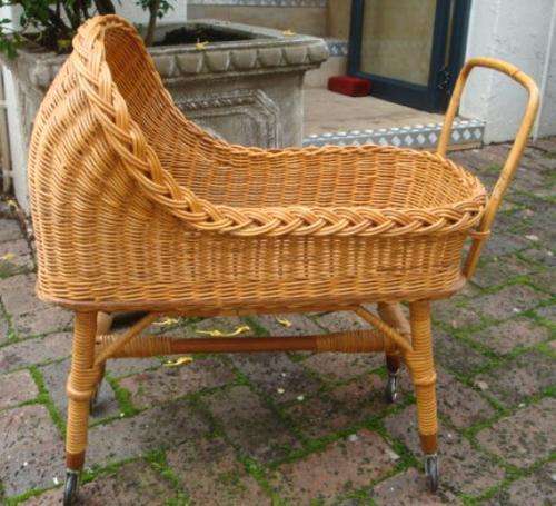 Dolls Wicker Pram
