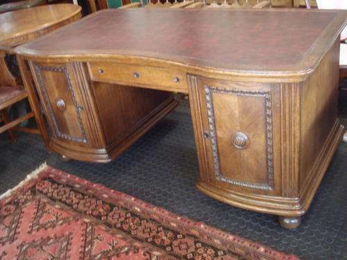 Very good German oak desk , circa 1900