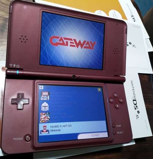 Nintendo DSi XL - (NDS) - including MT Cart (Gateway compatible) and SD cards