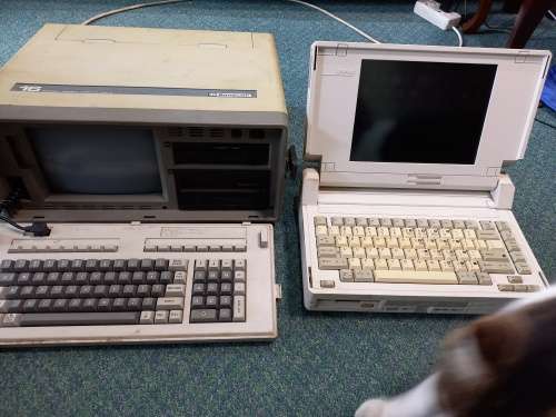 3x Vintage Portable Computers