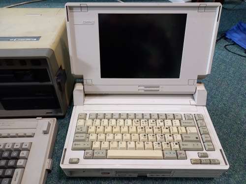 3x Vintage Portable Computers
