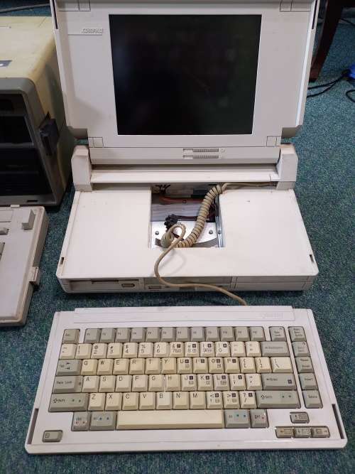 3x Vintage Portable Computers