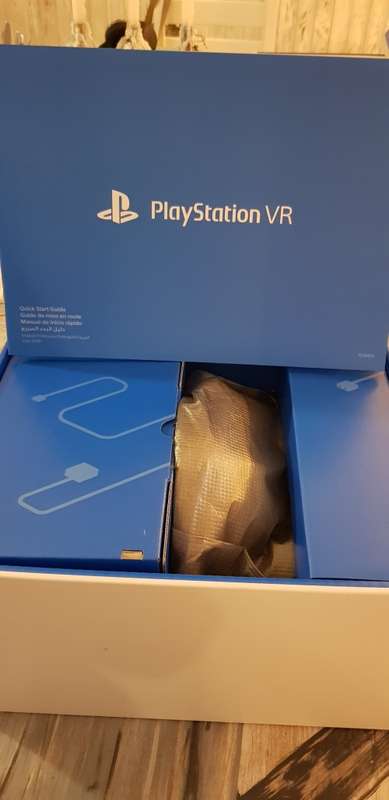 PLAYSTATION 4 VR