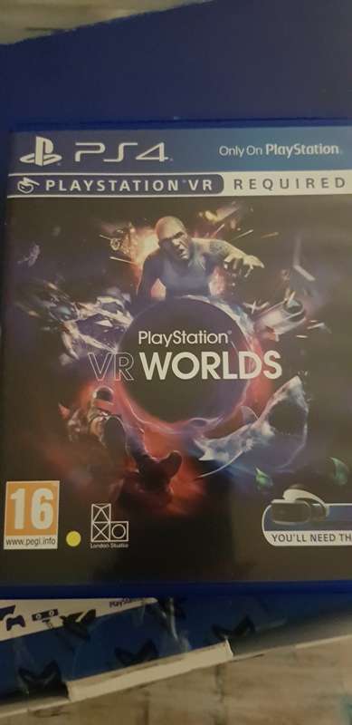 PLAYSTATION 4 VR