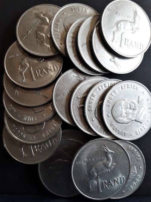 Lot of 20 Nickel R1 coins - Random Years
