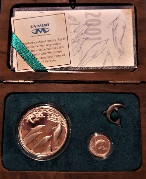 2001 Dolphins Silver Prestige Set in Wooden Box