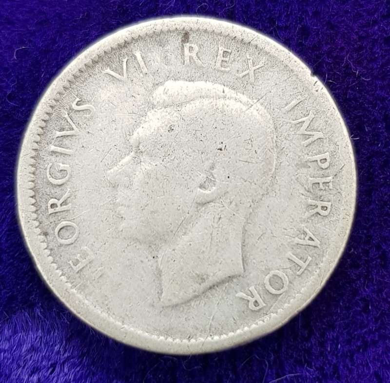 1943 6D coin SA: 0.800 Silver