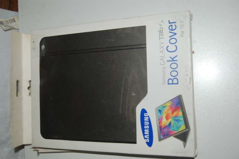 SAMSUNG GALAXY TAB COVER 10.5` x 8.0` (27cm x 20cm) PRICE NOW REDUCED