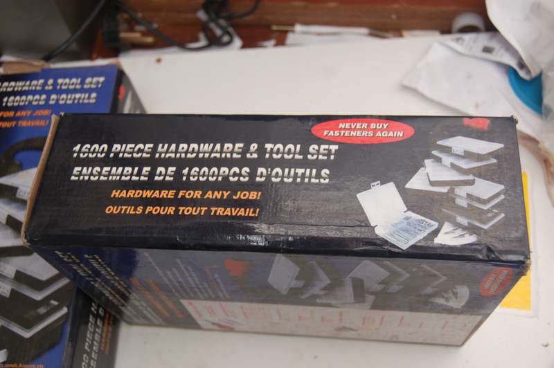1600 PIECE HARDWARE + TOOL SET