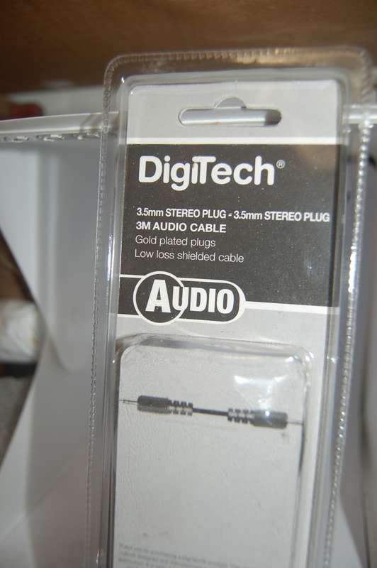 DIGITECH 3.5 MM STEREO AUDIO CABLE WITH 3.5 MM PLUG 3 MT LENGTH (2 IN A PACK)