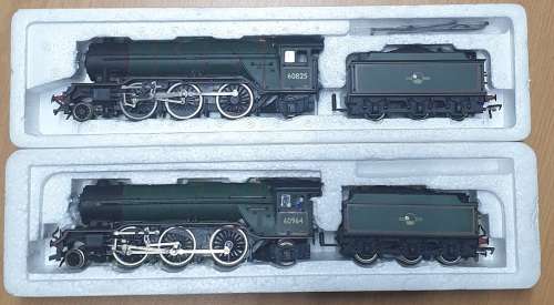 Bachmann Dual  -  Class V2 Locomotives - OO Scale