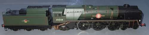 Hornby Merchant Navy Class - `Clan Line`