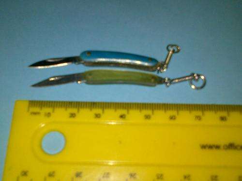 POCKET KNIFE KEYRING