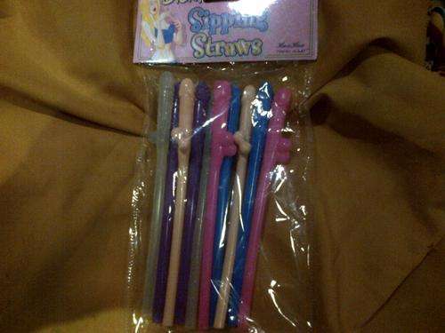 PENIS SHAPED STRAWS
