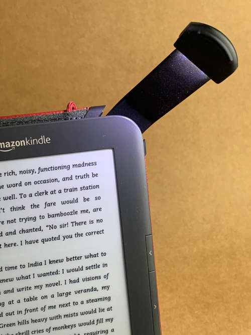 Kindle "Keyboard" Wi-Fi + 3G (3rd Generation) (Model D00901) + Cover with Built-in Reading Lamp