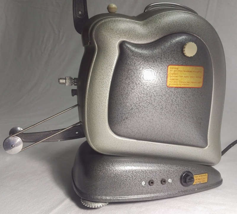 Rare Vintage Noris 8 Synchro Super Movie Cine Film Projector: Stunning 50's Retro Decorator's Piece