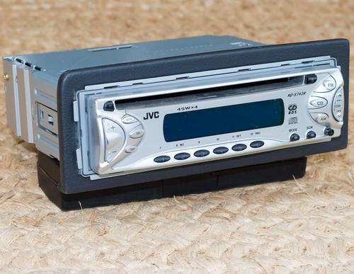 JVC KD-S743R CD In Dash Receiver