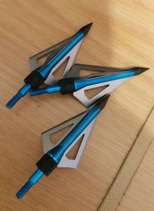 Surgically sharpened stainless steel hunting arrow tip razor pack of 3