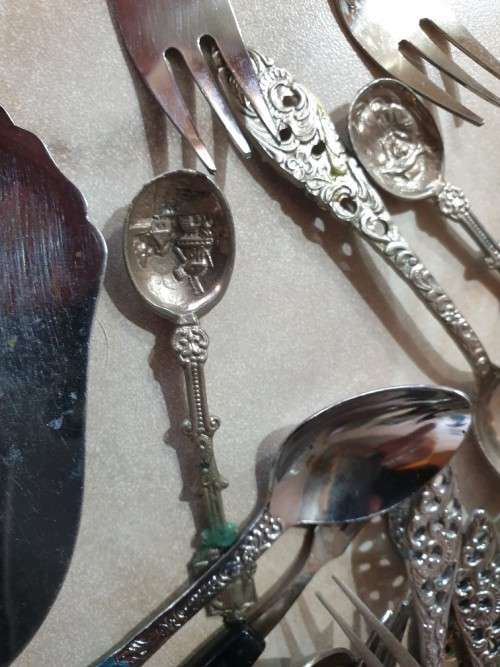 collection of spoons gold plated 24 carat etc - vintage read