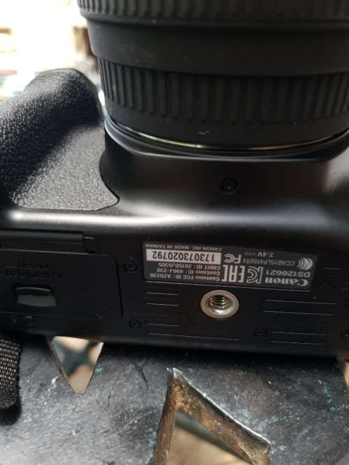 Very good condition rarely used canon 1300D with 18-55 mm lens, canon bag WIFI and more