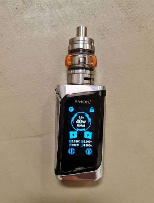 smok morph 219 kit  2 batteries  orginal box