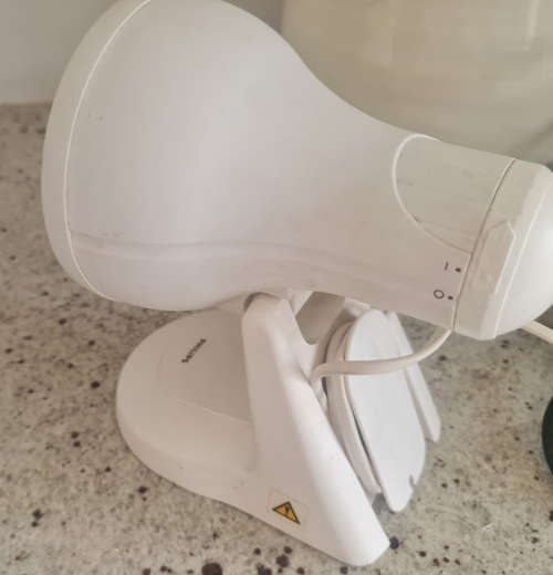 Infrared Phillips light for sore muscles etc