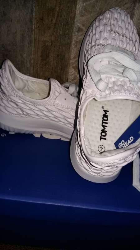 Tomtom Lady Sneakers (size 4)