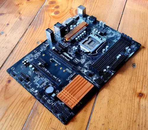 ASRock Z170 Pro4S LGA 1151 Intel Z170 HDMI SATA 6Gb/s USB 3.0 ATX Intel Motherboard