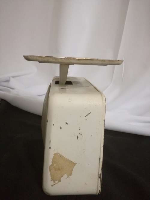 Vintage TOWER scale