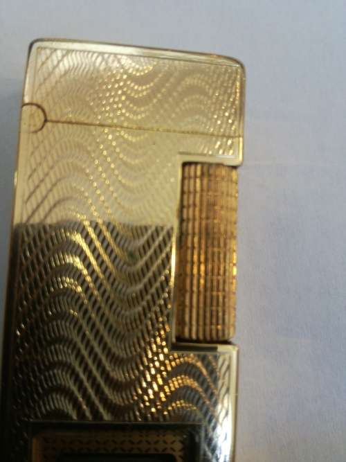 VINTAGE DETAILED MANDARIN LIGHTER WITH QUARTZ CLOCK.
