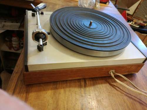 VINTAGE PHILIPS DIAMOND, HIGH FIDELITY INTERNATIONAL LP PLAYER.